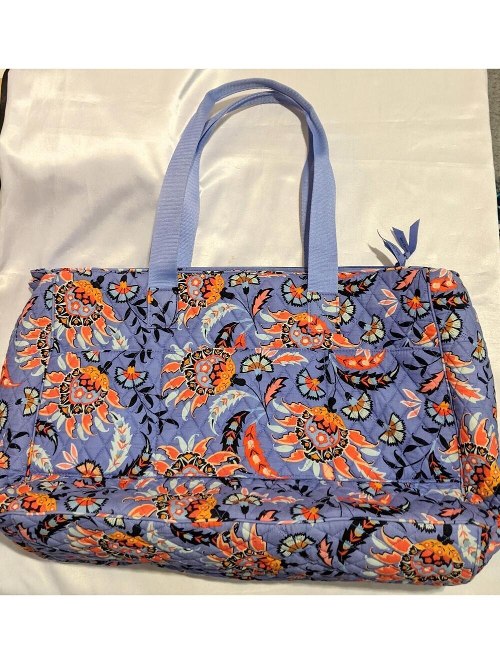 Vera Bradley Dual Compartment Travel Bag Tote in Mural Garden Floral Paisley EUC - Picture 3 of 13